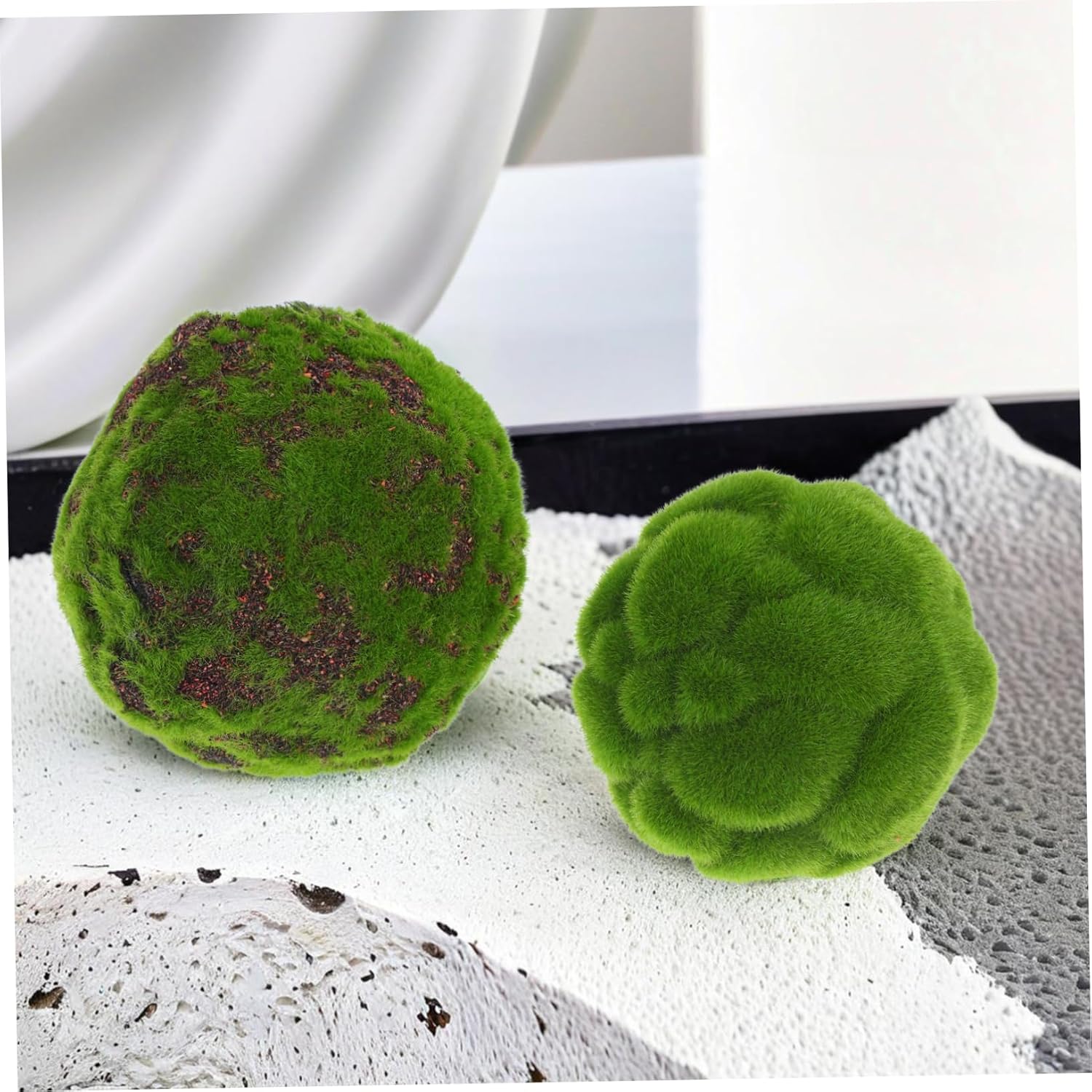 2pcs Artificial Moss Spheres Flocked Foam Greenery Decor Balls