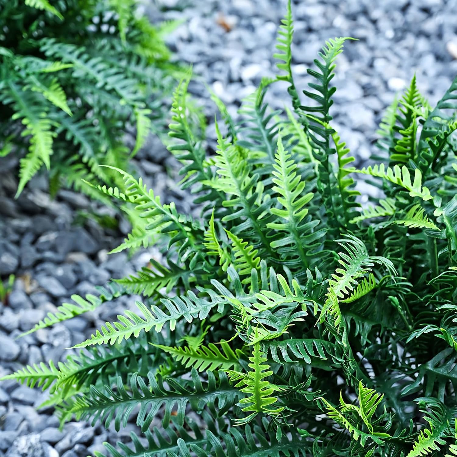Alyptus UV Resistant Artificial Ferns 16 Bundles