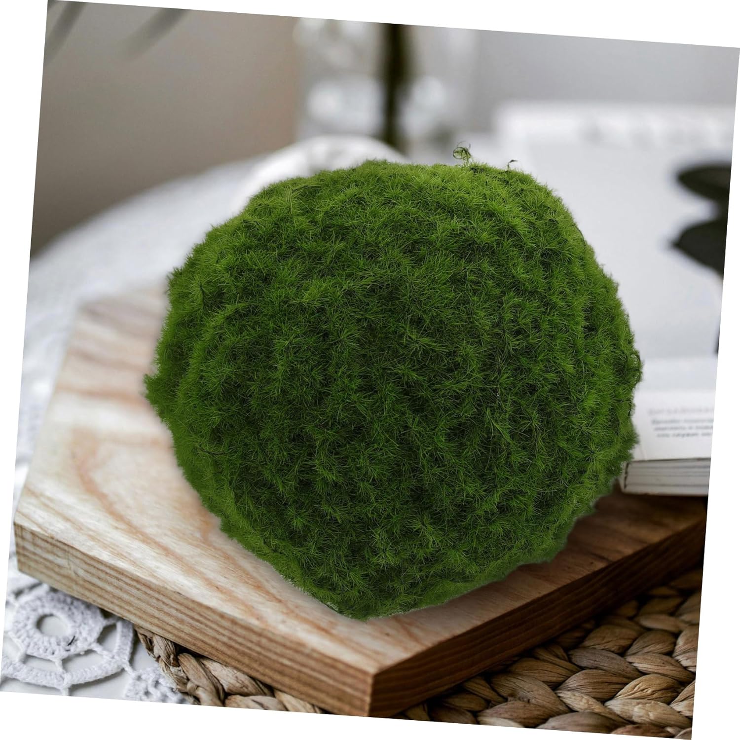 Wakauto Realistic Mossy Ball Artificial Greenery Sphere